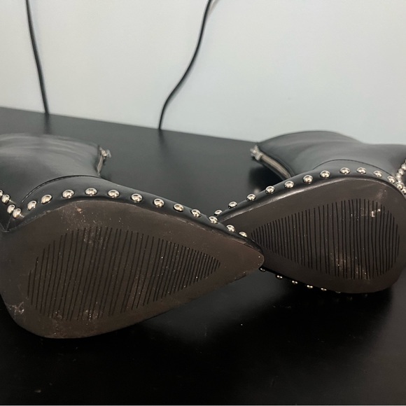 Black boots with stud. - Picture 6 of 6